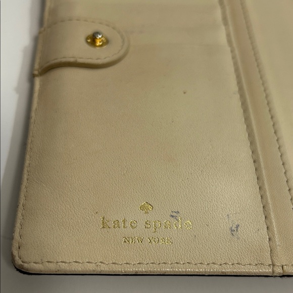 Kate Spade Black/ Cream Wallet - Picture 6 of 9